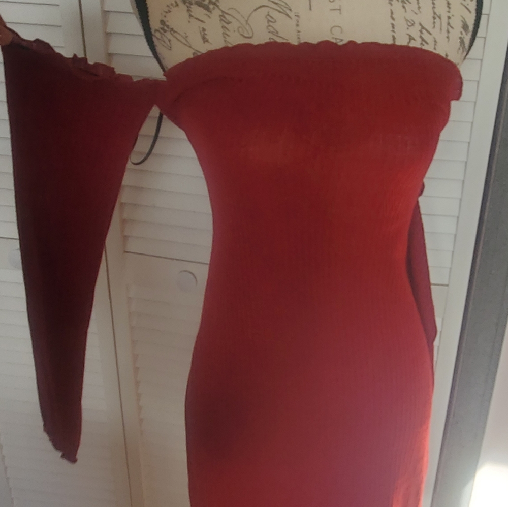 Beautiful backless tie dress